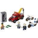 LEGO City Police Cazul camionul de remorcare (60137)
